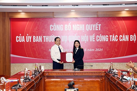 quoc hoi phe chuan nu pho tong kiem toan nha nuoc dau tien