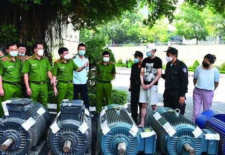 Ngành Hải quan khởi tố và chuyển khởi tố 48 vụ án