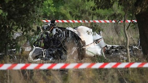 Tai nạn máy bay thảm khốc tại Ba Lan: 11 người thiệt mạng