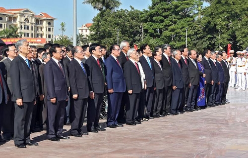 ky niem 100 nam ngay sinh co tong bi thu nguyen van linh