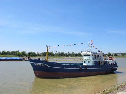 SBIC bàn giao tàu mẫu vỏ thép thứ 9 cho dịch vụ hậu cần nghề cá