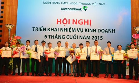 ty le no xau tai vietcombank chi o muc 243