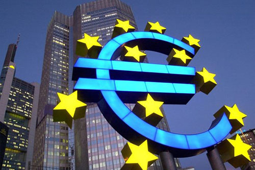 Kinh tế khu vực Eurozone: "Nóng" tăng trưởng, "nguội" lạm phát