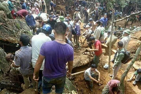 Xóa bỏ tụ điểm khai thác khoáng sản trái phép tại Lục Yên