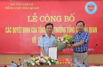 ong nguyen duy ngoc duoc giao quyen cuc truong cuc hai quan hai phong