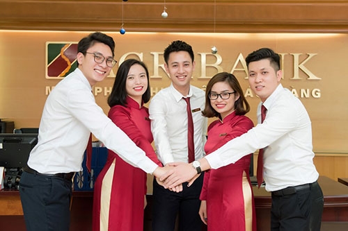 dong luc phat trien tu cac phong trao thi dua cua agribank