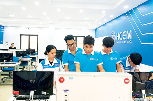 Cơ sở vật chất của các trường nghề được cải thiện nhờ vốn mục tiêu quốc gia về giáo dục nghề nghiệp.