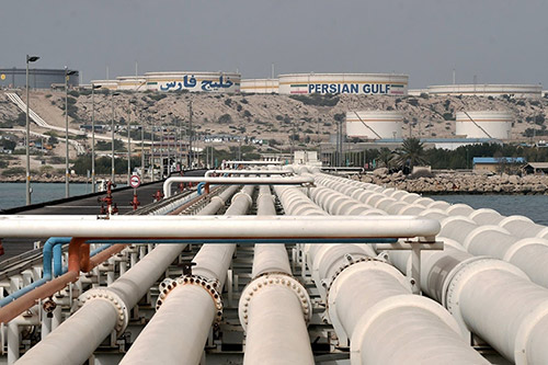 Một cơ sở khai thác dầu tại vùng đảo Khark của Iran