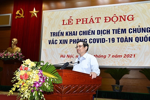 Cùng nhau quyết tâm, trên dưới một lòng để thực hiện thành công chiến dịch tiêm chủng lớn nhất trong lịch sử