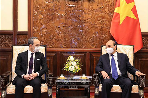 Chủ tịch nước Nguyễn Xuân Phúc tiếp Đại sứ Đặc mệnh toàn quyền Vương quốc Thái Lan tại Việt Nam