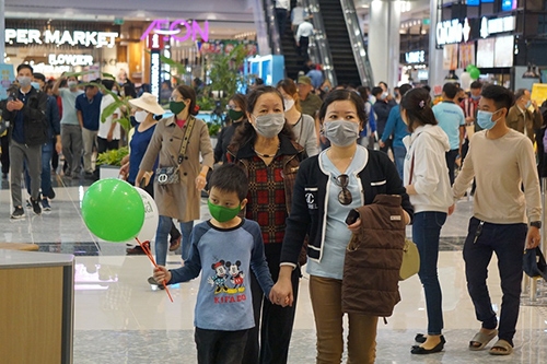 Dịch Covid-19: Mặt bằng bán lẻ trung tâm thương mại cần đa dạng hóa dịch vụ
