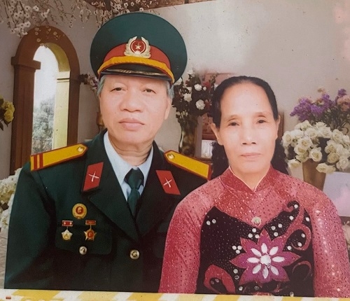 nguoi cuu chien binh gui niem lac quan qua nhung van tho