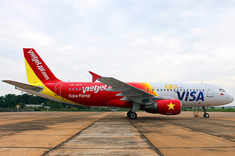 VietJet chuyển hướng nhiều chuyến bay do thời tiết xấu tại sân bay Nội Bài