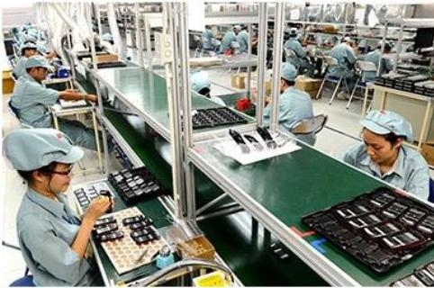 tpho chi minh phan dau gdp binh quan dau nguoi dat 8822 usd