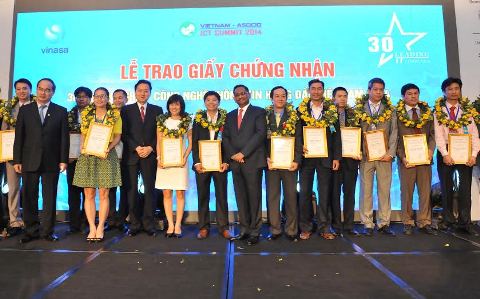 Bình chọn 50 DN công nghệ thông tin hàng đầu Việt Nam