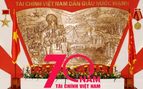 bo truong bo tai chinh gui thu chuc mung cac the he can bo cong chuc vien chuc nganh tai chinh