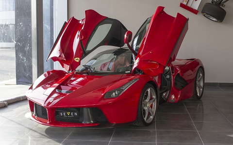 2- LaFerrari