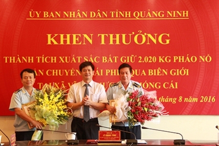 Quảng Ninh: Khen thưởng các tập thể trong vụ bắt giữ 2.020 kg pháo nổ