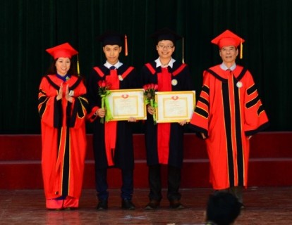 Hơn 200 sinh viên ngành Thuế, Hải quan tốt nghiệp Học viện Tài chính