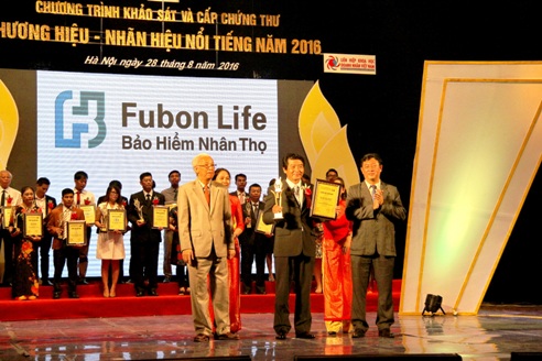 Fubon Life Việt Nam lọt ‘Top 10 Thương hiệu nổi tiếng 2016’