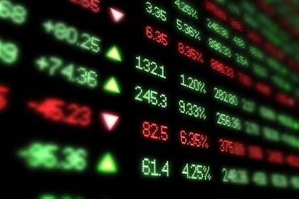 Rung lắc mạnh, VN-Index vẫn trụ tốt