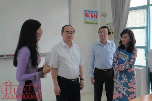 TP. Hồ Chí Minh: Học sinh trung học cơ sở có thể được miễn học phí