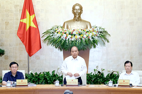 Thủ tướng: Không ôm đồm, tạo thuận lợi cho địa phương giải ngân vốn đầu tư công