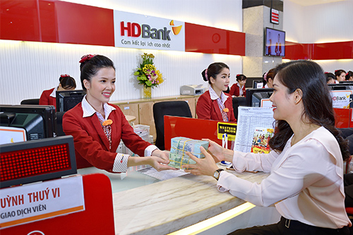 HDBank báo lãi 2.211 tỷ đồng, nợ xấu ngân hàng dưới 1%