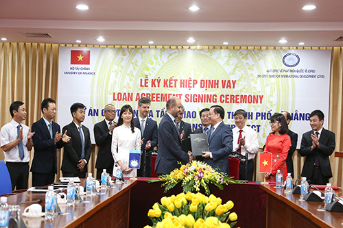 Ký hiệp định vay 45 triệu USD cải thiện hạ tầng giao thông Đà Nẵng