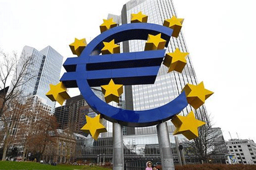 Kinh tế Eurozone vẫn ảm đạm dù tăng trưởng tín dụng tiếp tục đà đi lên