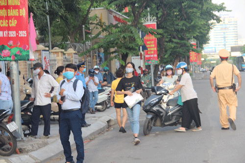 Ngày đầu tiên kỳ thi tốt nghiệp THPT: Công tác tổ chức được chuẩn bị kỹ lưỡng, chu đáo