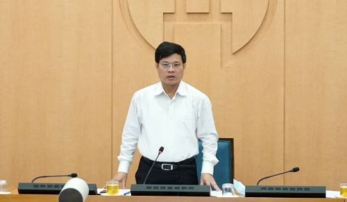 ha noi yeu cau xu phat nghiem cac truong hop khong deo khau trang noi cong cong