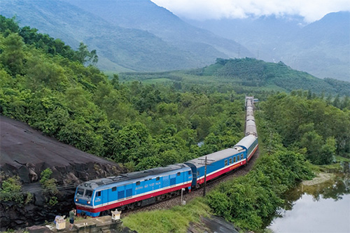 Chạy thêm 2 đôi tàu tuyến Thành phố Hồ Chí Minh