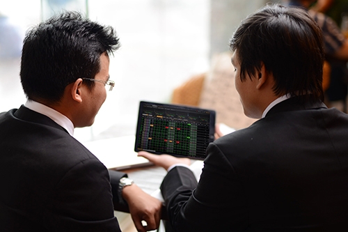 qua cac etf dong tien thu dong van coi viet nam la diem den tot