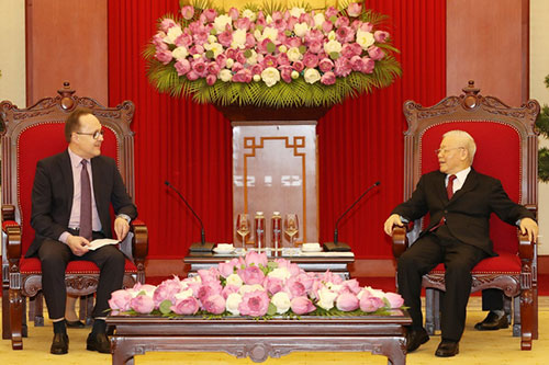 Tổng Bí thư Nguyễn Phú Trọng tiếp Đại sứ Liên bang Nga Gennady Bezdetko
