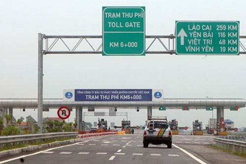 Tạm dừng thu phí cao tốc Nội Bài - Lào Cai