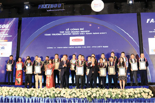 Dai-ichi Life Việt Nam vinh dự nhận giải thưởng “Top 500 Doanh nghiệp