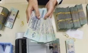 Áp lực giảm lãi suất cho vay sẽ kìm đà tăng của biên lãi ròng