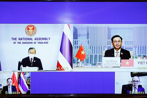 Thúc đẩy quan hệ Đối tác chiến lược tăng cường Việt Nam-Thái Lan