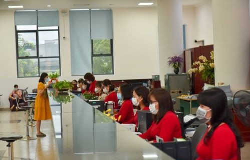 Kho bạc Hòa Bình đảm bảo phòng chống dịch giúp kiểm soát tốt các nguồn chi
