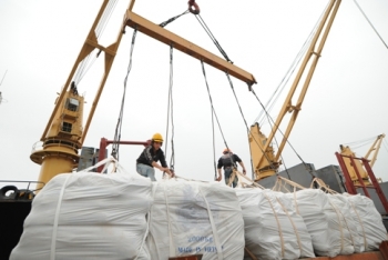 Ủy ban giám sát tài chính quốc gia đề xuất tiếp tục kích cầu