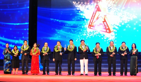 3 ngân hàng đoạt giải thưởng Sao Vàng Đất Việt 2013