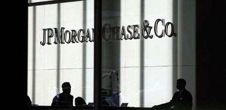 JP Morgan và Assurant chấp nhận bồi thường 300 triệu USD