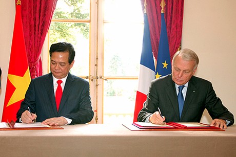 Tuyên bố chung Việt-Pháp: 5 điểm nhấn về hợp tác kinh tế, thương mại và đầu tư