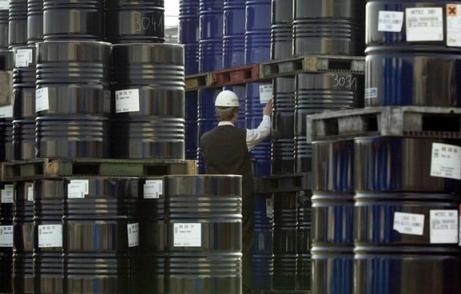ecb bat ngo giam lai suat gia dau lua sut giam