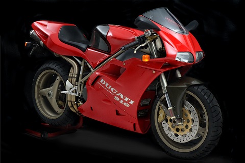 1- Ducati 916