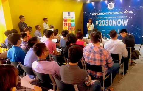 100 lập trình viên tham dự cuộc thi Hackathon for Social Good tại Việt Nam