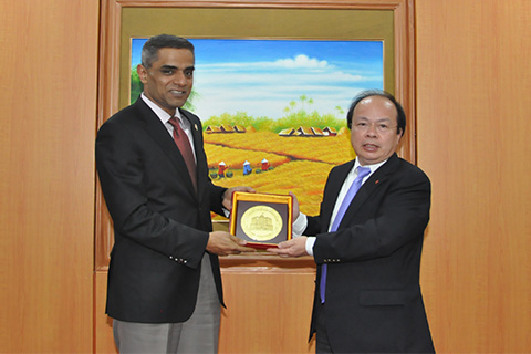 nợ công
