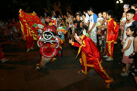 Vui Tết Trung thu tại Hoàng thành Thăng Long