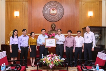 Tiếp nhận hơn 7 tỷ đồng ủng hộ đồng bào miền Trung